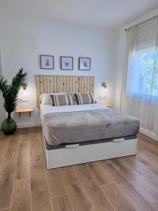 Estudio en planta baja, con piscina comunitaria