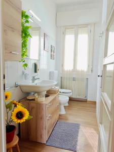 Free Parking - No Tourist Tax - Motor Valley