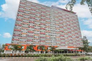 Hotel O Cikarang Near Apartment Riverview Jababeka - 芝卡朗