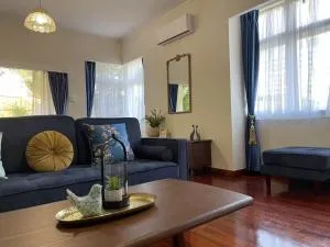 Classic 4 bedrooms house opposite Waikato Hospital - Whatawhata