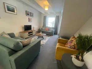 Starboard Cottage - Ньюлин