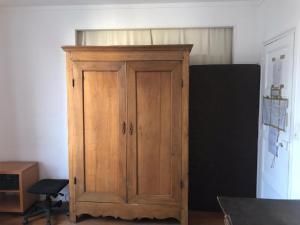 Chambre chez lhabitant dans T4 hyper proche de la gare SNCF et à 300m de la gare routière