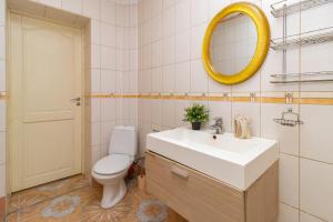 KOSMOS Guesthouse - Country house - Cottage - Quiet stretch by the sea and forest!