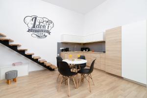 Dietla Studio with a mezzanine in the center of Kraków by Noclegi Renters