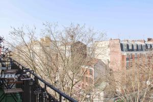 Appartements Apartment with balcony just outside Paris : photos des chambres