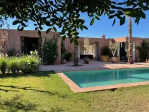 Villa les 3 Palmiers B&B - Oulad Mazoug