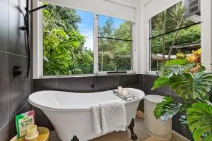 Hideout Machans -Pool BBQ Beach and Pet friendly - Green Island