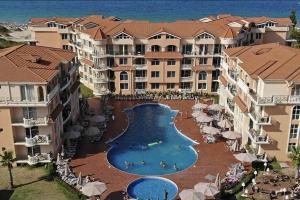 Beach Front Luxury Apartment