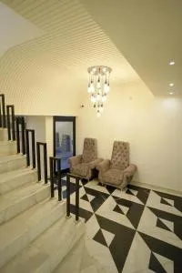 Serenity By The Ganges - Kankhal