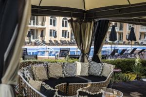 Beach Front Luxury Apartment