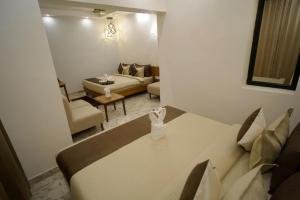 Serenity By The Ganges