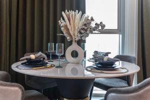 The Smart Concierge - Urban Oasis by Missoni