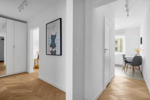 Warszawa Rakowiec Stylish Apartment by BookingHost