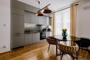 APARTAMENTY ARTE LUBLIN Rezydencja Ogród Saski 32 - faktura VAT