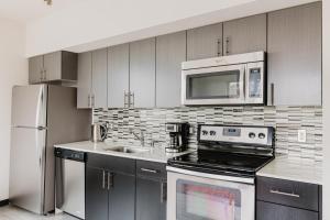 Blueground NE Bellevue gym nr parks SEA-849