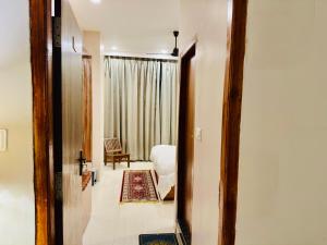 Hotel Gaur Heritage Inn