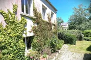 La Corniche-Maison vue mer avec grand jardin - Plounévez-Lochrist