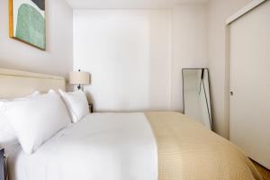 Blueground Downtown elevator nr parks LAX-1251