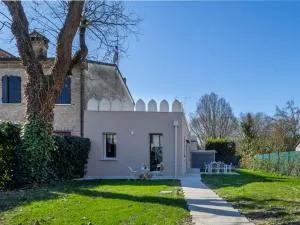 Oasis of the Knight! - Cona