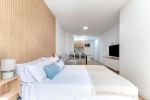 Home2Book Modern Studio in Las Palmas
