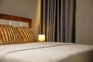 First HR Hotel - Nopendaw