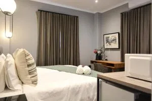 The Hilton Junction Hotel - 希尔顿