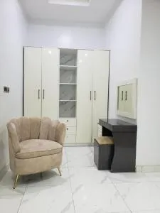 Petaugnard Properties - Mama