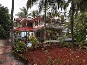 "Rohini Villa" 5 Bedroom Luxury Garden Villa in Kozhikode
