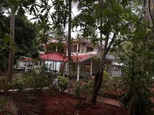 "Rohini Villa" 5 Bedroom Luxury Garden Villa in Kozhikode