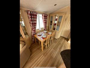6 berth Waterside Ingoldmells Skegness J4 Santanavan 10