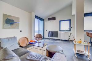 129 - Stunning Townhouse with Private Pool & Views, Benalmádena