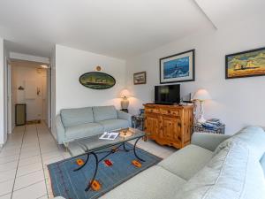 Apartment Le Parc des Druides-1 by Interhome