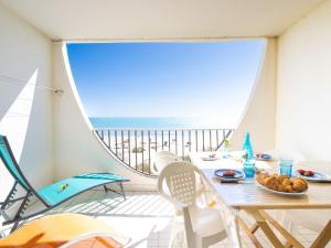 Apartment Poséidon by Interhome