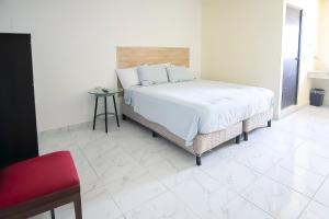 OYO Hotel Plaza Las Torres, Cabo San Lucas