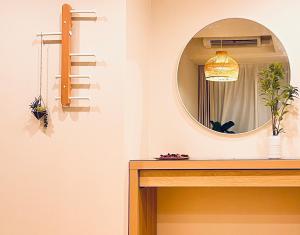 新上双卧套房 最大5人 设计师风格Yaof 东京中心上野公园3分钟 车站1分钟 位置极佳超级繁华 房间内看樱花