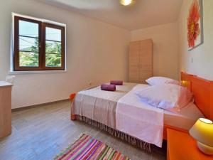 Apartment Val-3 by Interhome