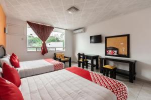 OYO Hotel Casa Blanca