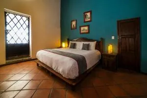 Collection O Al otro lado del rio, Puebla - Las Ánimas