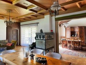Apartment Fifinhaus 1- OG Süd by Interhome