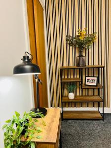 Central, Modern Apartment - Private Terrace - Dog Friendly