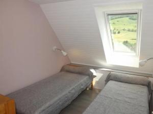 Maisons de vacances Gite 8 Vacances en Auvergne Gite au Puy Mary avec Activites de Plein Air : photos des chambres