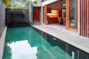 Outerphi Suweta Ubud