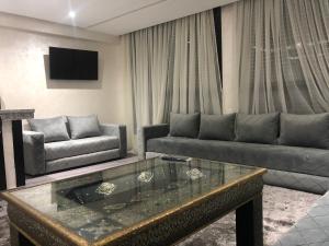 APPARTEMENT MODERNE AU CENTRE m