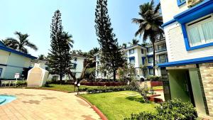 Royal Palms Retreat Cozy 1BHK Just 1 Min from the Beach