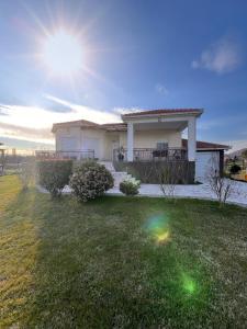 Charming Countryside Villa with Garden & Terrace near Skadar Lake