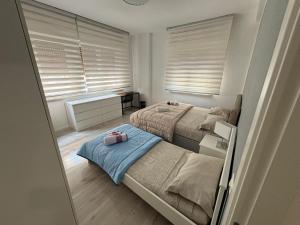 Apartment -B by Homes in Ancona