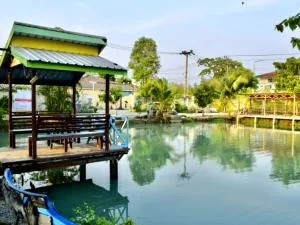บ่อตกปลาเพียงรักและที่พัก - Ban Khlong Sip Sam Lang