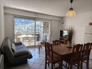 Appartements Chalet de Montagne avec Parking a Cauterets - FR-1-812-123 : photos des chambres