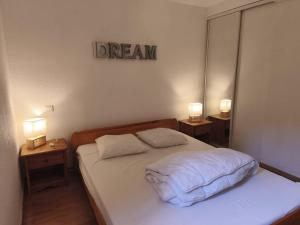 Appartements Chalet de Montagne avec Parking a Cauterets - FR-1-812-123 : photos des chambres