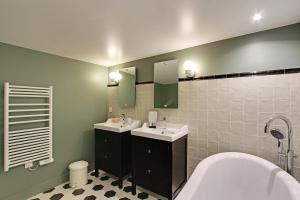 2 appartements en 1 - Superbe logement près du Louvre l 12P